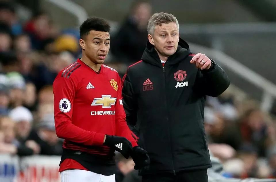 果岭推进更 果岭推进更